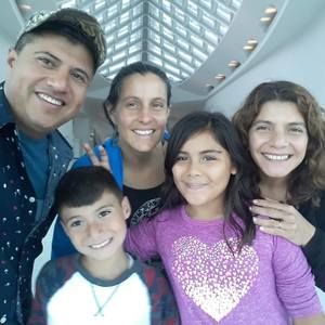 Meet your Posher, Javier